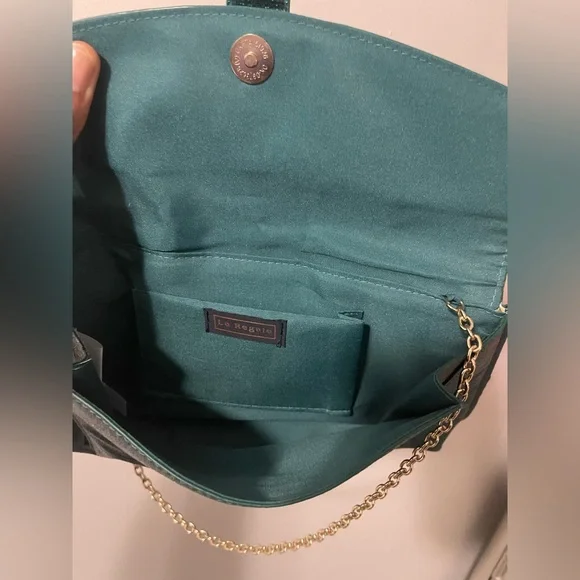 Metallic Green Clutch with Gold Chain - Picture 4 of 7